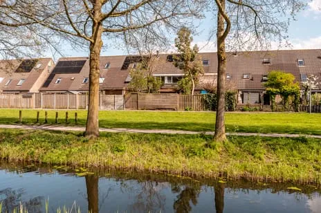 Tussenwoning te koop: Neckarstraat 32, Rivierenbuurt Lelystad