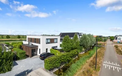 Vrijstaande woning te koop: Neeltje Breedveldkade 25, Nesselande Rotterdam