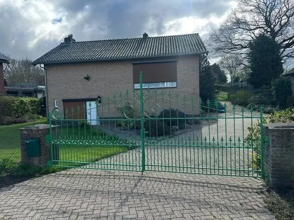 Vrijstaande woning te koop: Neerbeekerstraat 61, Neerbeek Beek