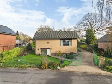 Vrijstaande woning te koop: Neerbeekerstraat 61, Neerbeek Beek (Li)