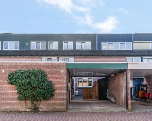 Tussenwoning te koop: Neerijnen 70, Rootselaar-West Barneveld