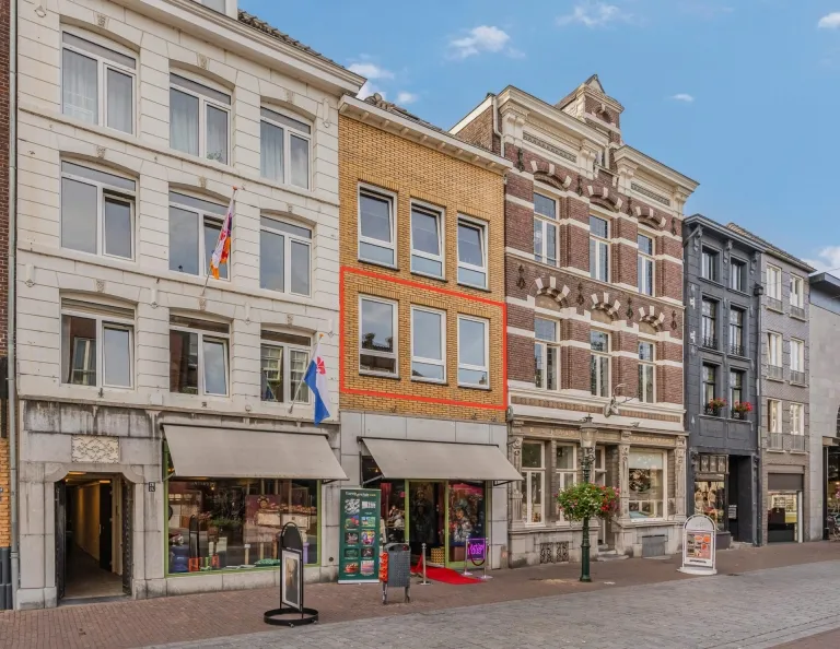 Appartement te koop: Neerstraat 24A-1, Roermond