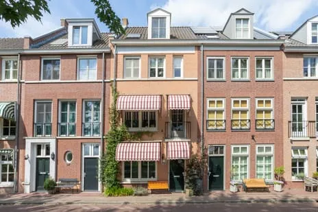 Terraced house for sale: Neerwal 92, De Veste Helmond