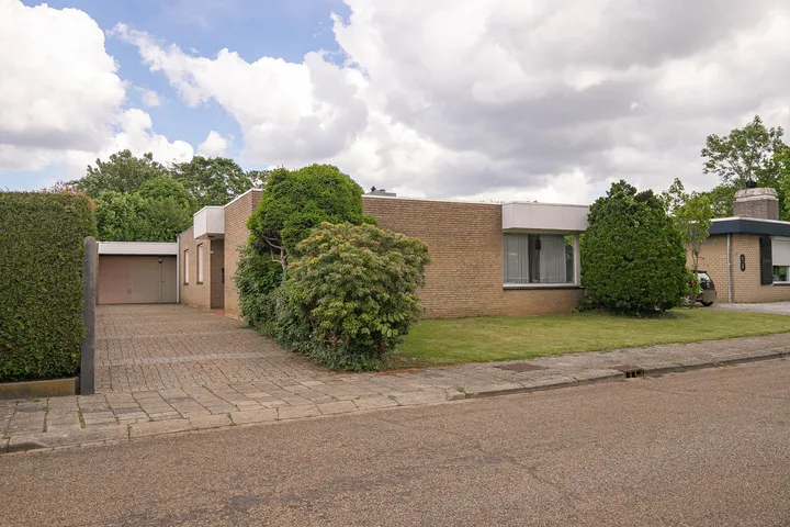 Vrijstaande woning te koop: Negenmorgenstraat 6, Centrum Stein