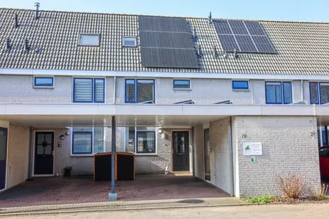 Tussenwoning te koop: Nehrusingel 19, De Singels Ede