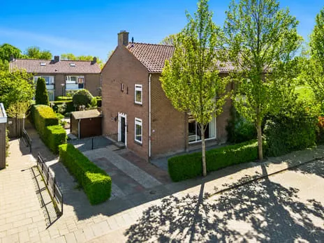 Twee-onder-één-kap te koop: Nellestein 17, Abcoude-Zuidwest Abcoude