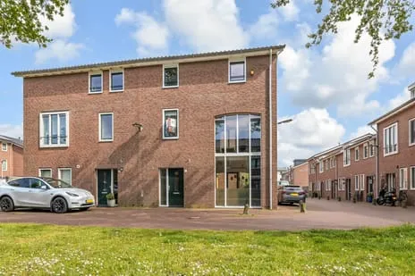 Twee-onder-één-kap te koop: Neogotiekhof 7, De Venen Centrum Nootdorp