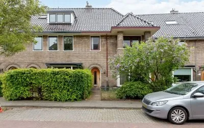 Tussenwoning te koop: Neptunusstraat 50, Astronomische Buurt Hilversum