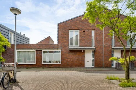 Tussenwoning te koop: Neranushof 18, Keent Weert