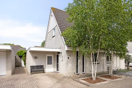 Twee-onder-één-kap te koop: Nervalaan 8, Beuningen-Heuve-2 Beuningen (Ge)