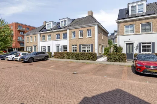 Hoekwoning te koop: nes 105, Pijnacker