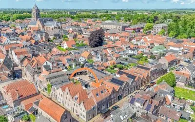 Tussenwoning te koop: Nes 4, Schoonhoven-Oude Stad Schoonhoven