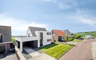 Vrijstaande woning te koop: Newtonlaan 26, Kruiningen - Zandweg Kruiningen