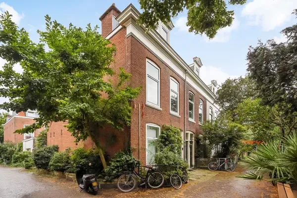 Appartement te koop: Newtonstraat 219, Koningsplein e.o. 'S-Gravenhage