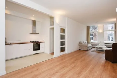 Appartement te koop: Newtonstraat 327, Koningsplein e.o. 'S-Gravenhage