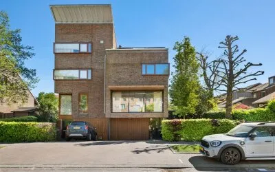 Twee-onder-één-kap te koop: Nico van der Valkweg 12, Terbregge Rotterdam