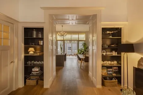 Apartment for sale: Nicolaas Maesstraat 122-2, Banpleinbuurt Amsterdam