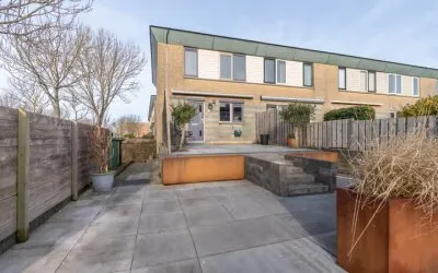 Hoekwoning te koop: Nicolaas Beetslaan 1, Oud Noord Zandvoort