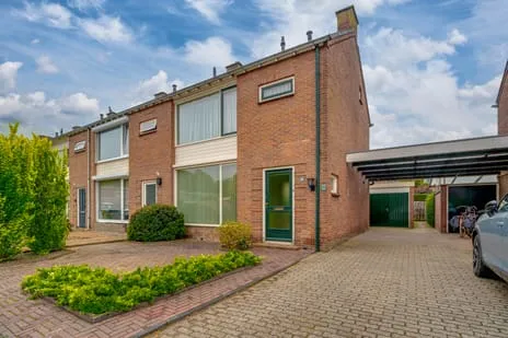 Hoekwoning te koop: Nicolaas Beetsstraat 9, Schrijvershoek Zevenaar