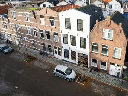 Tussenwoning te koop: Nicolaes Honighstraat 7, Scheldestraat e.o. Vlissingen