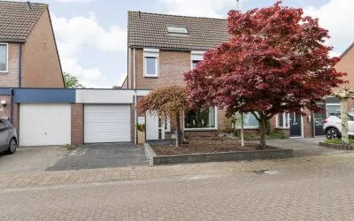 Tussenwoning te koop: Nicoline Swijgmanstraat 75, Breda