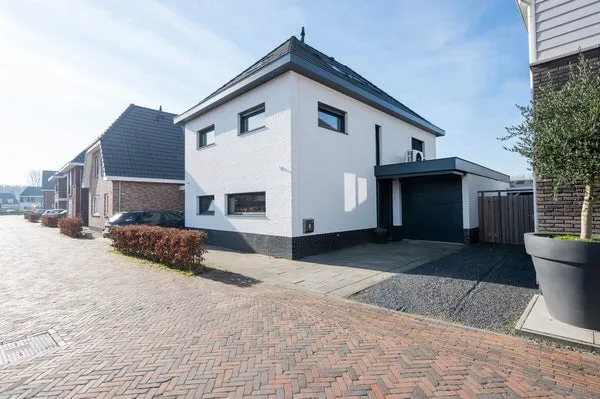 Woning te huur: Niels Bohrstraat, Almere
