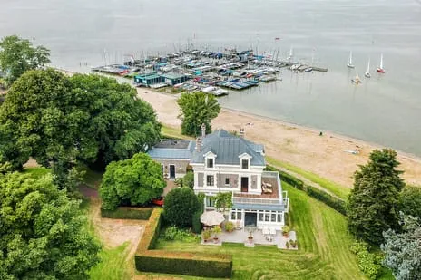 Vrijstaande woning te koop: Nienhuis Ruijskade 1, Muiderberg Muiderberg
