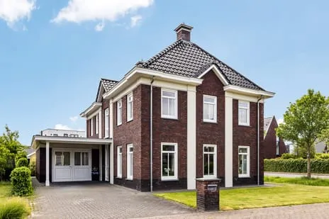Vrijstaande woning te koop: Nienke van Hichtumweg 21, Skoatterwald Heerenveen