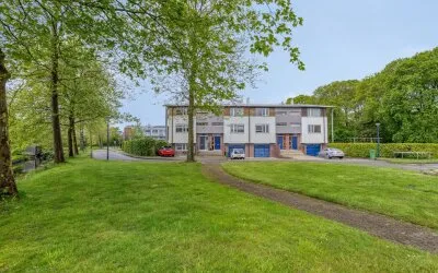 Tussenwoning te koop: Nienoordshaven 19, Buitengebied ten oosten van Leek Leek