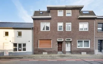 Tussenwoning te koop: Niersprinkstraat 61, Kerkrade-Centrum Kerkrade