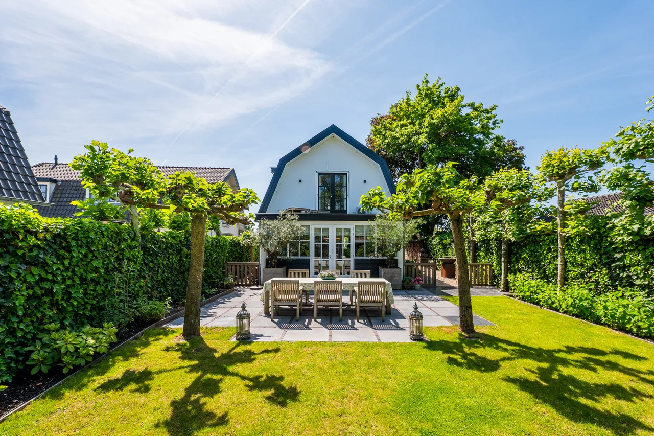 Vrijstaande woning te koop: Nieuw-Loosdrechtsedijk 210B, Loosdrecht