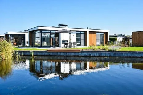 Vrijstaande woning te koop: Nieuw-Loosdrechtsedijk 215CH011, Boomhoek Loosdrecht
