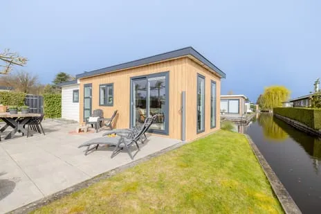 Vrijstaande woning te koop: Nieuw-Loosdrechtsedijk 217C014, Boomhoek Loosdrecht