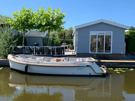 Vrijstaande woning te koop: Nieuw-Loosdrechtsedijk 217C027, Boomhoek Loosdrecht