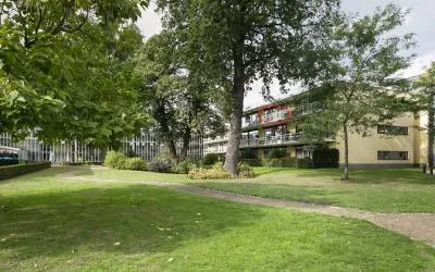 Appartement te koop: Nieuw-Schoonoord 270, Velp-Noord boven spoorlijn Velp