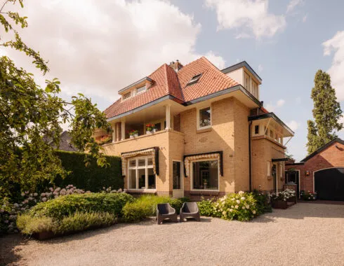 Twee-onder-één-kap te koop: Nieuwe Bussummerweg 62, Huizen
