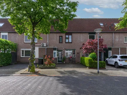 Tussenwoning te koop: Nieuwe Diepstraat 6, Waterwijk West Almere