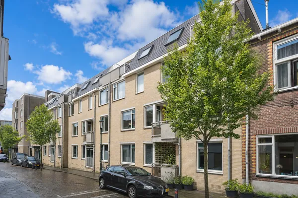 Apartment for sale: Nieuwe Doelenstraat 11, Langgewenstbuurt Hilversum