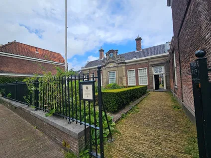 Hoekwoning te huur: Nieuwe Gracht 2, Stationsbuurt Haarlem