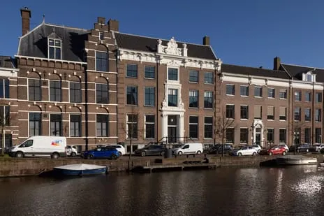 Appartement te huur: Nieuwe Gracht 80A1, Stationsbuurt Haarlem