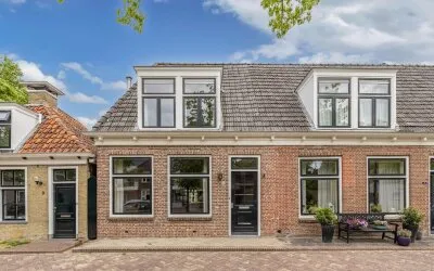 Corner house for sale: Nieuwe Hof 8, Franeker Binnenstad Franeker