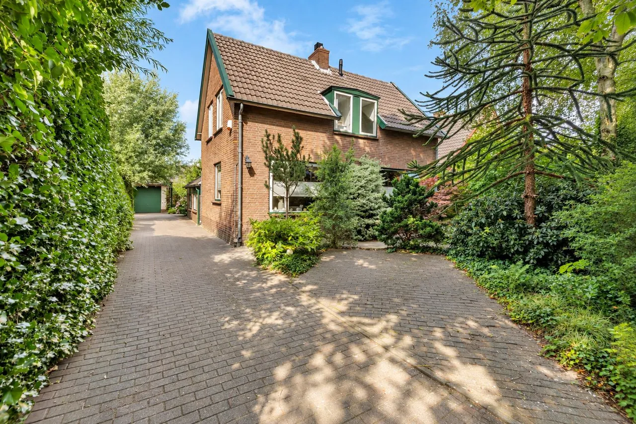 Vrijstaande woning te koop: Nieuwe Kerkstraat 36, Nijkerkerveen