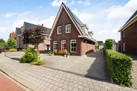 Vrijstaande woning te koop: Nieuwe Kerkstraat 70, Nijkerkerveen-Noord Nijkerkerveen