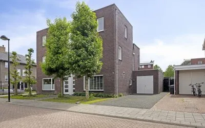 Twee-onder-één-kap te koop: Nieuwe Land 14, Het Onderdijks Kampen