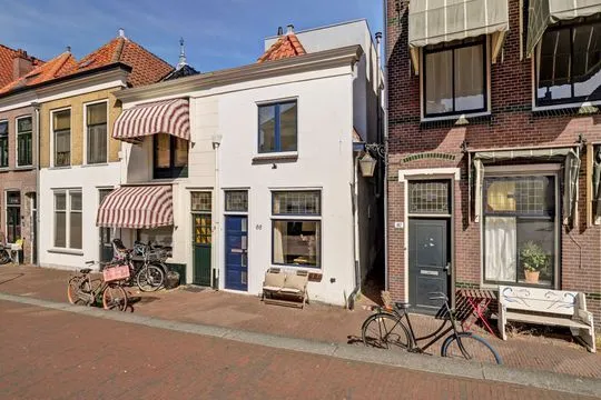 Tussenwoning te koop: Nieuwe Langendijk 98, Delft