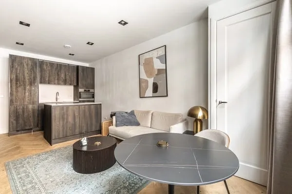 Apartment for rent: Nieuwe Looiersstraat 90H, Weteringbuurt Amsterdam