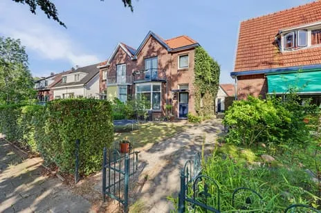 Twee-onder-één-kap te koop: Nieuwe Mollenhutseweg 15, Hatertse Hei Nijmegen