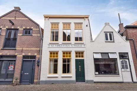 Tussenwoning te koop: Nieuwe Noord 22, Binnenstad - Buurt 10 02 Hoorn