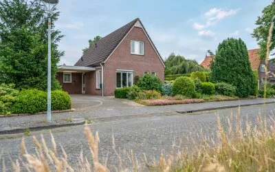 Vrijstaande woning te koop: Nieuwe Onnastraat 85, Clingenborgh Steenwijk