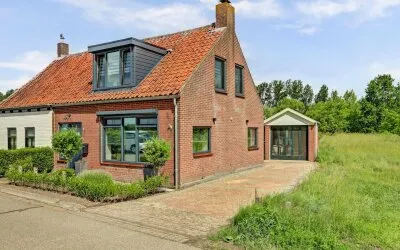 Twee-onder-één-kap te koop: Nieuwe Rijksweg 43, Verspreide huizen ten noorden van 's-Heer-Hendrikskinderen 'S-Heer Arendskerke
